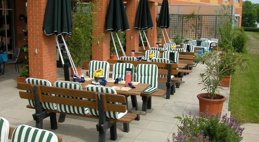 Hilton Garden South 4* Vienna